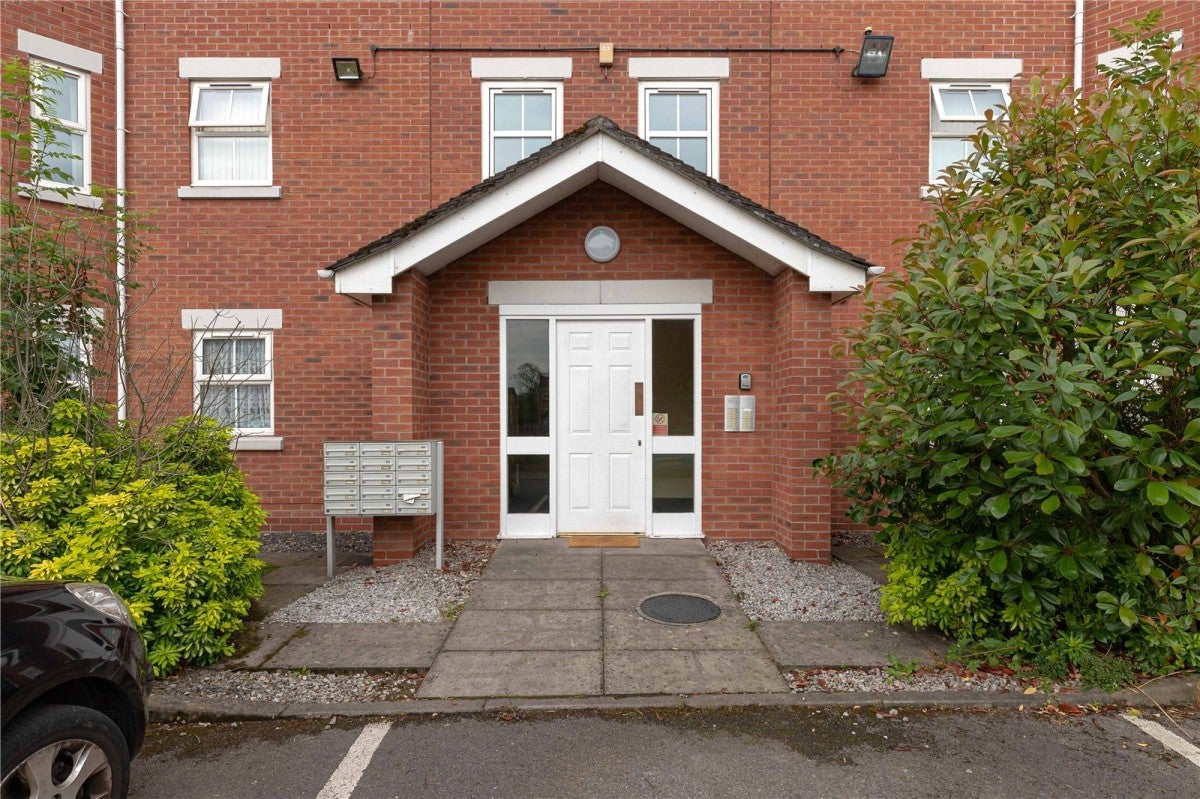 Flat Walley Street in Staffordshire Moorlands