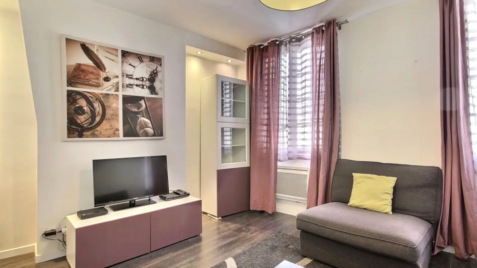 Flat Rue Saint-Séverin in Paris