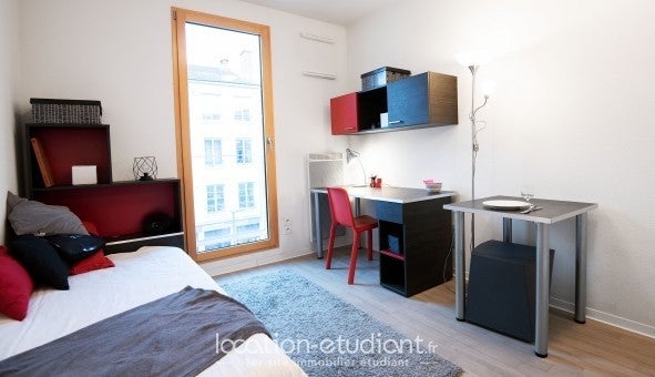 Chambre Rue du 24 Mars 1852 à Lyon