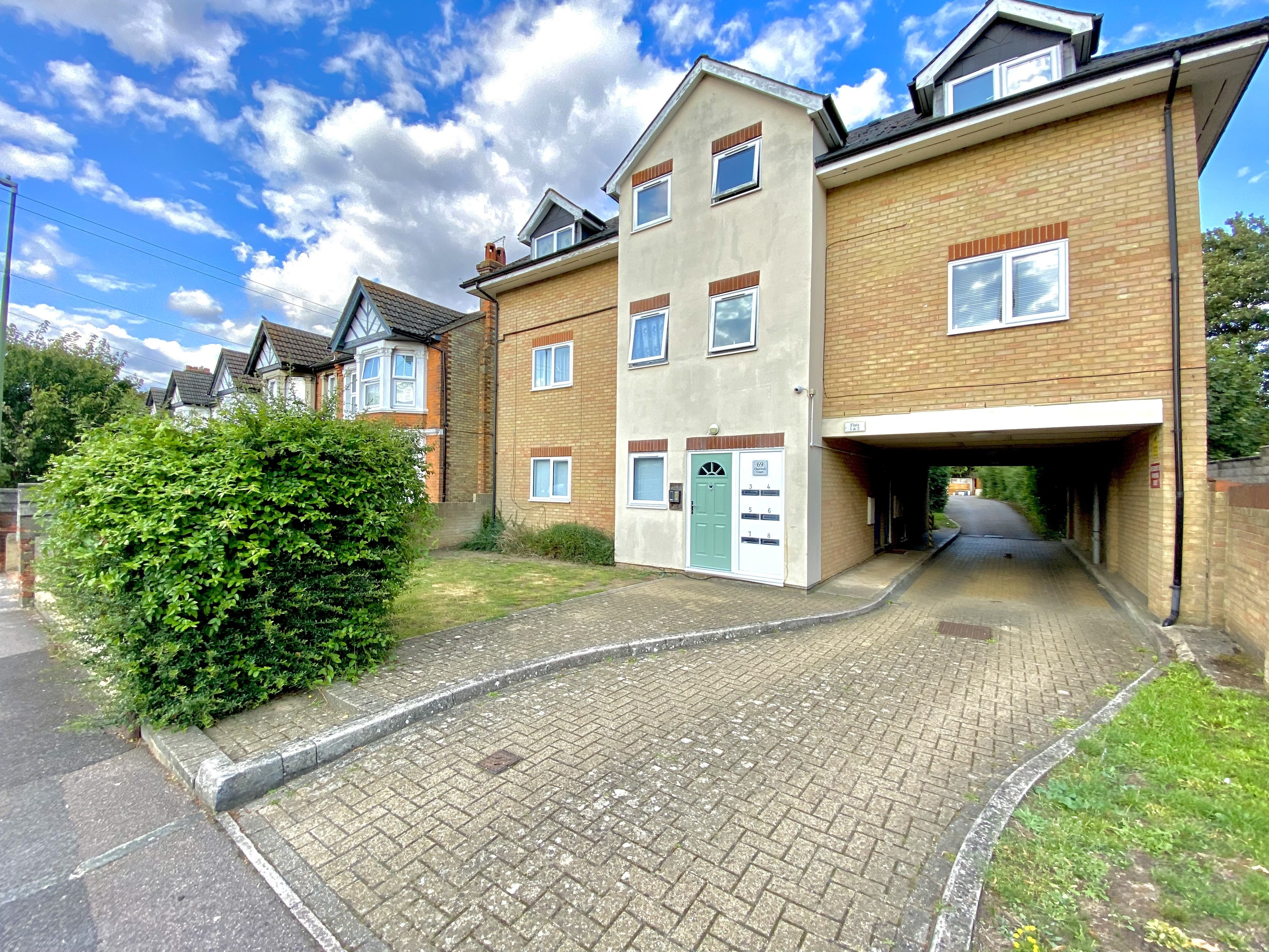 Flat Hastings Road in Maidstone