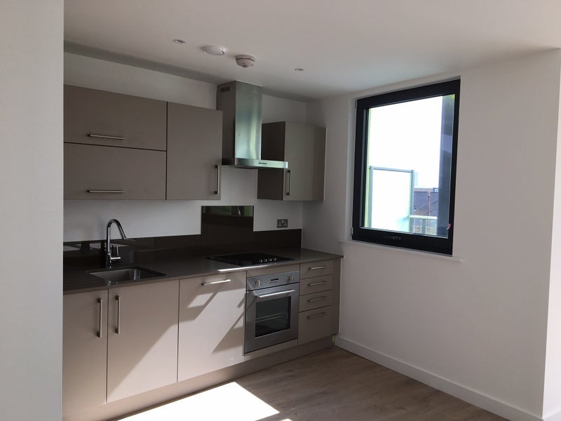 Room Rotherhithe New Road in Greater London