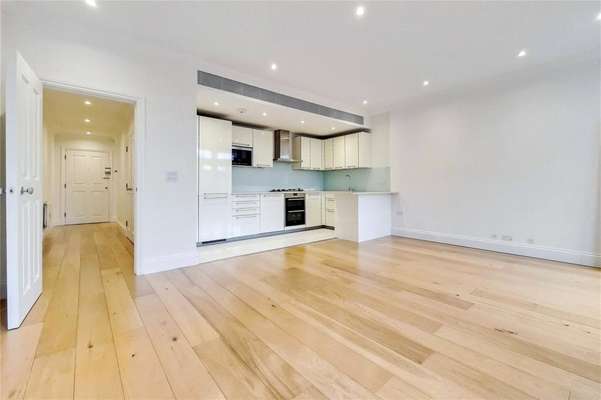 Flat Egerton Terrace in Greater London