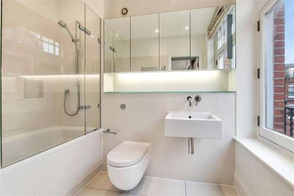 Flat Egerton Terrace in Greater London