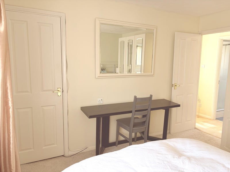 Room Gorse Cover Road in Severn Beach