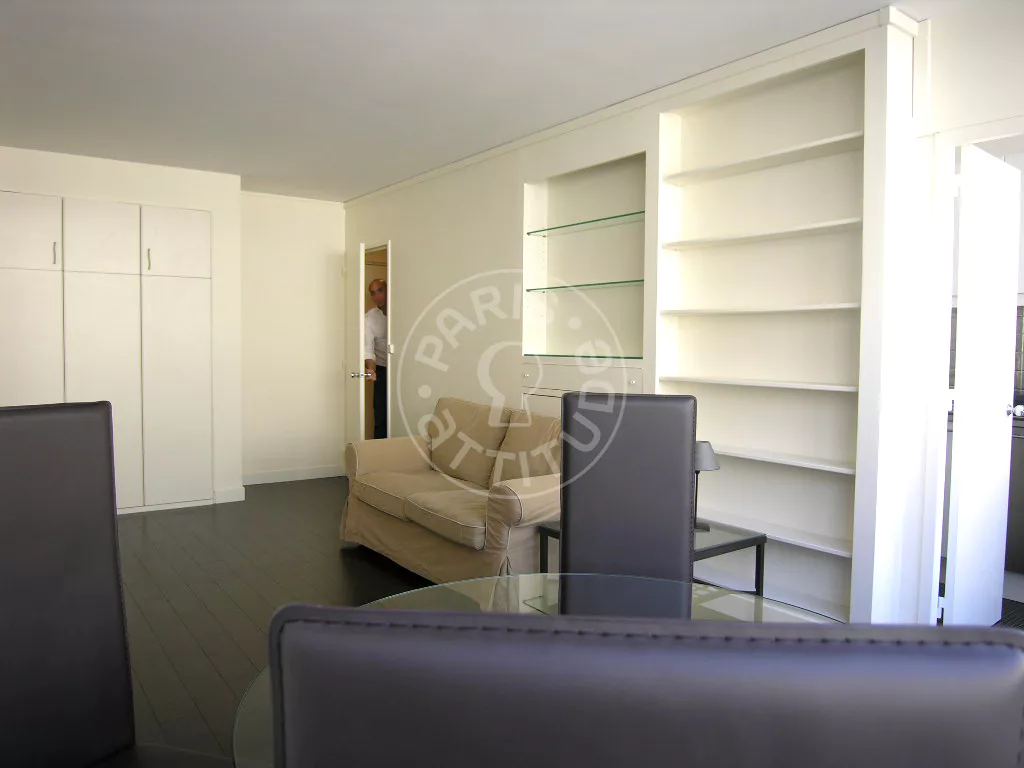 Appartement Rue du Faubourg Saint-Honoré à Paris