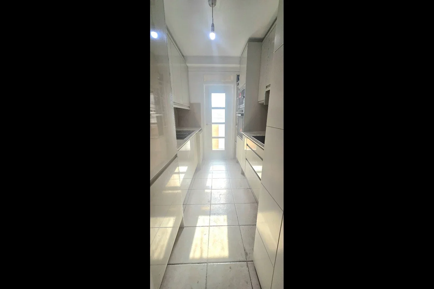 Flat Gooding House in Greater London