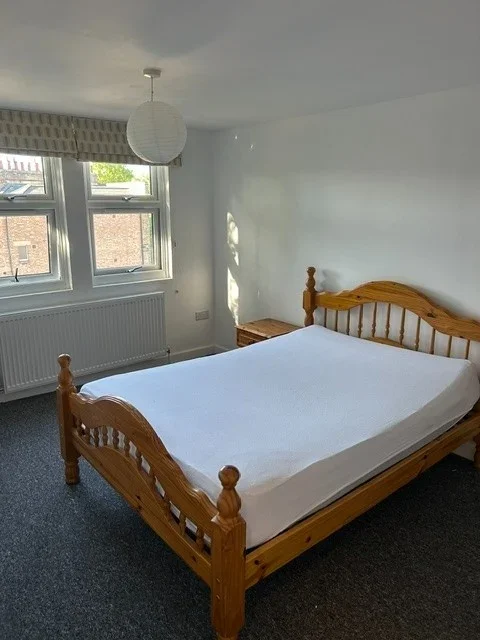 Flat Belfort Road in Greater London