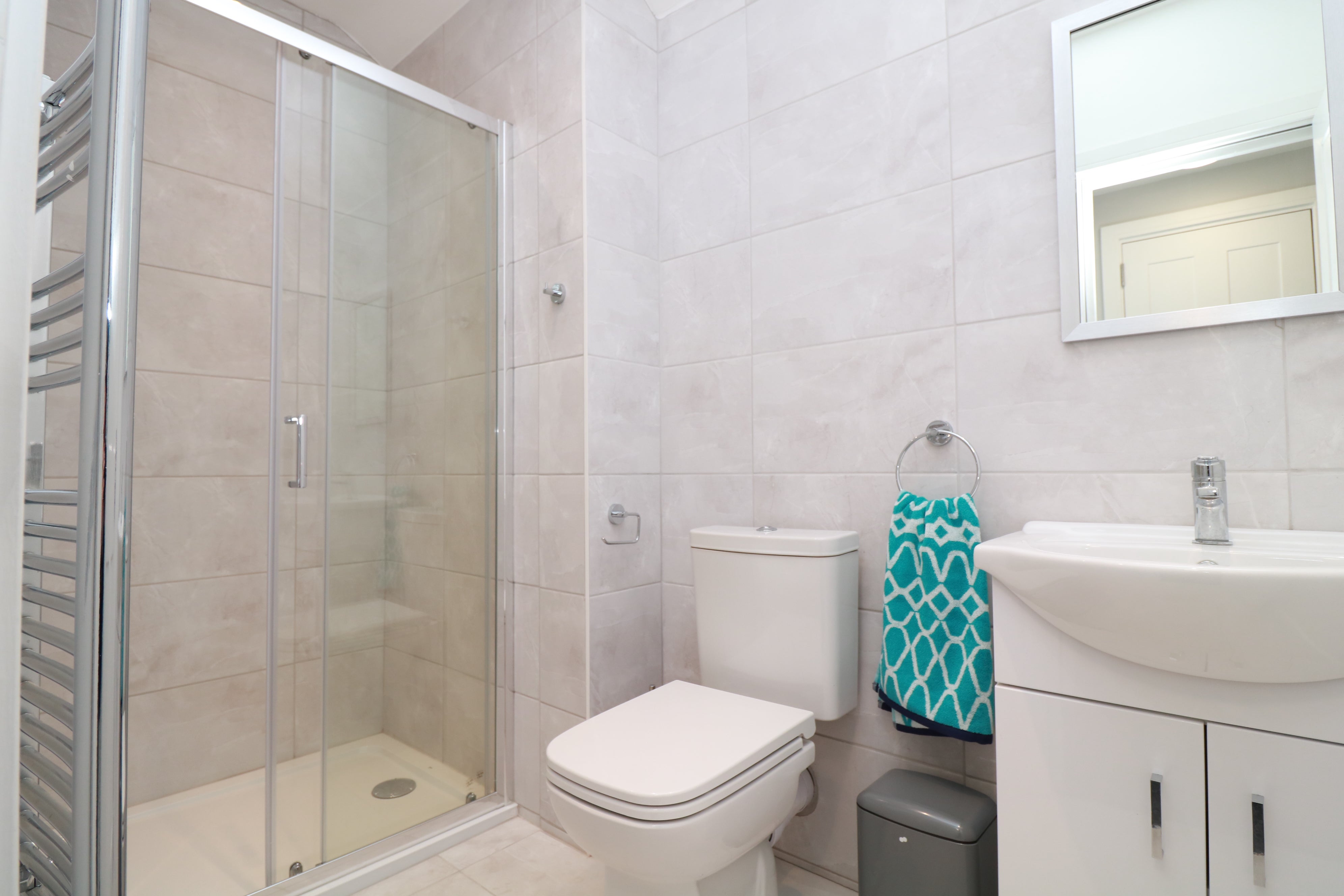 Room Douglas Road in Maidstone