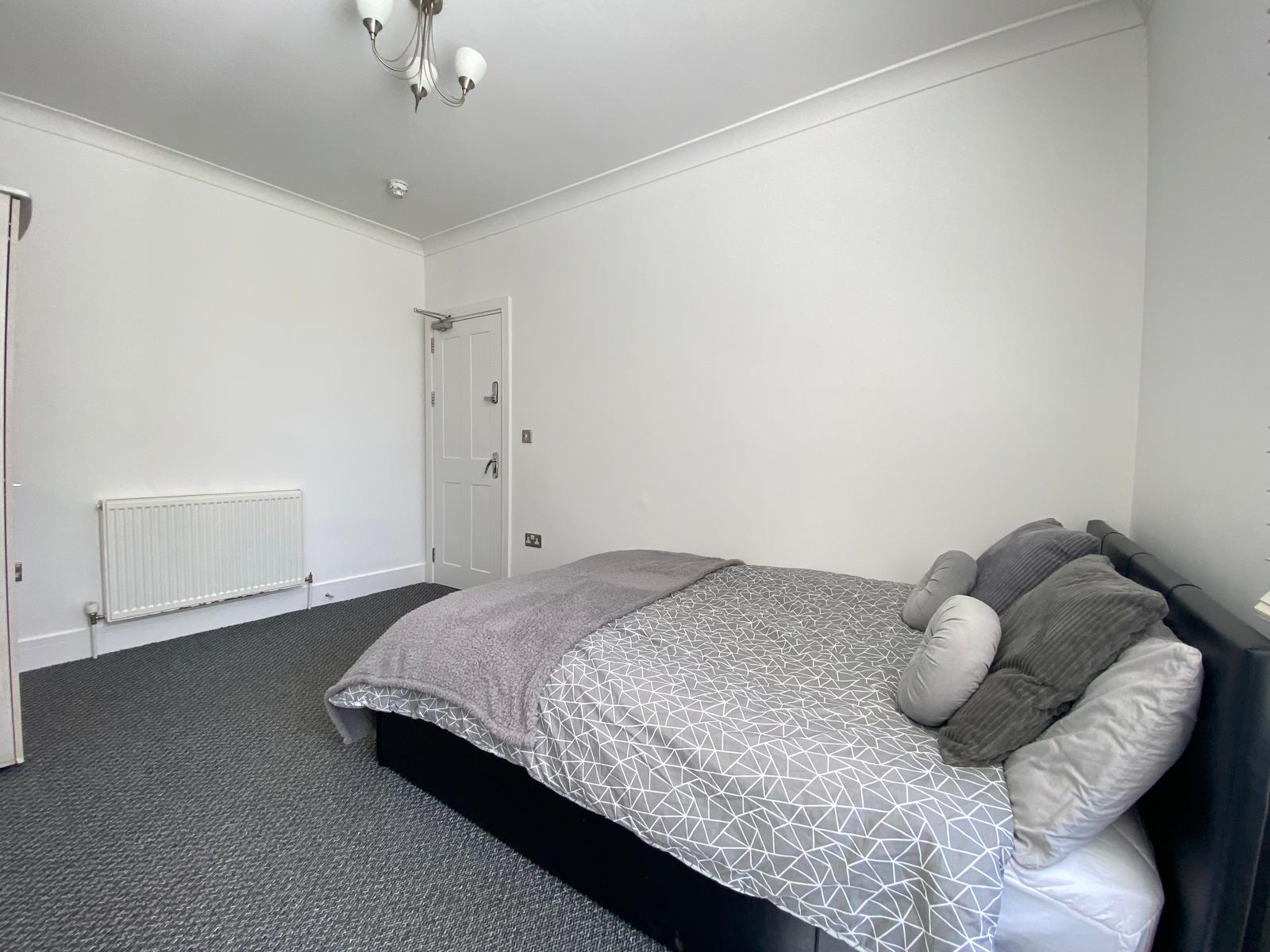Room Douglas Road in Maidstone