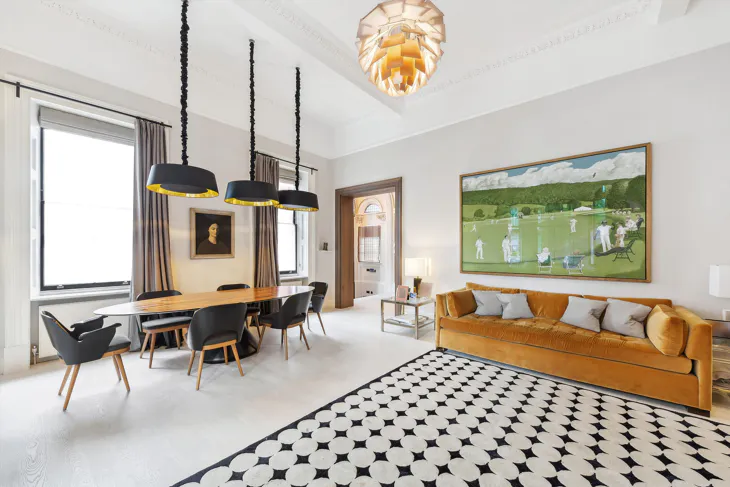 Flat Cadogan Square in Greater London