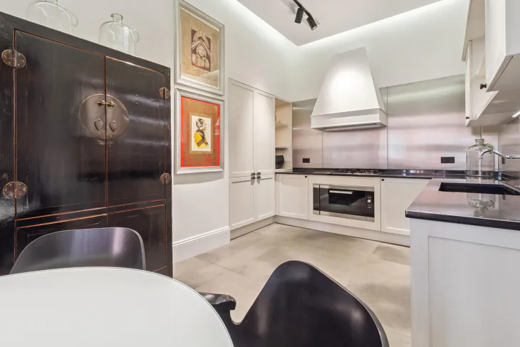 Flat Cadogan Square in Greater London