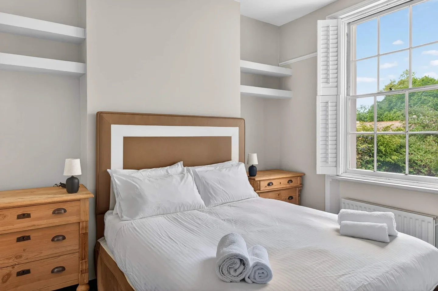 Flat Westbourne Road in Greater London