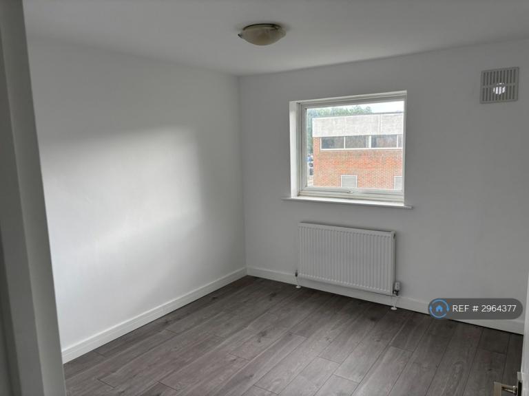 Flat St. John's Well Court in Dacorum