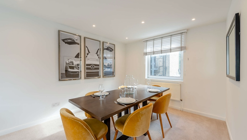 Flat Fulham Road in Greater London