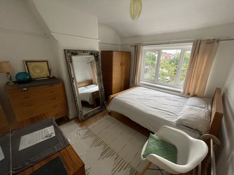 Room Daventry Road in Manchester