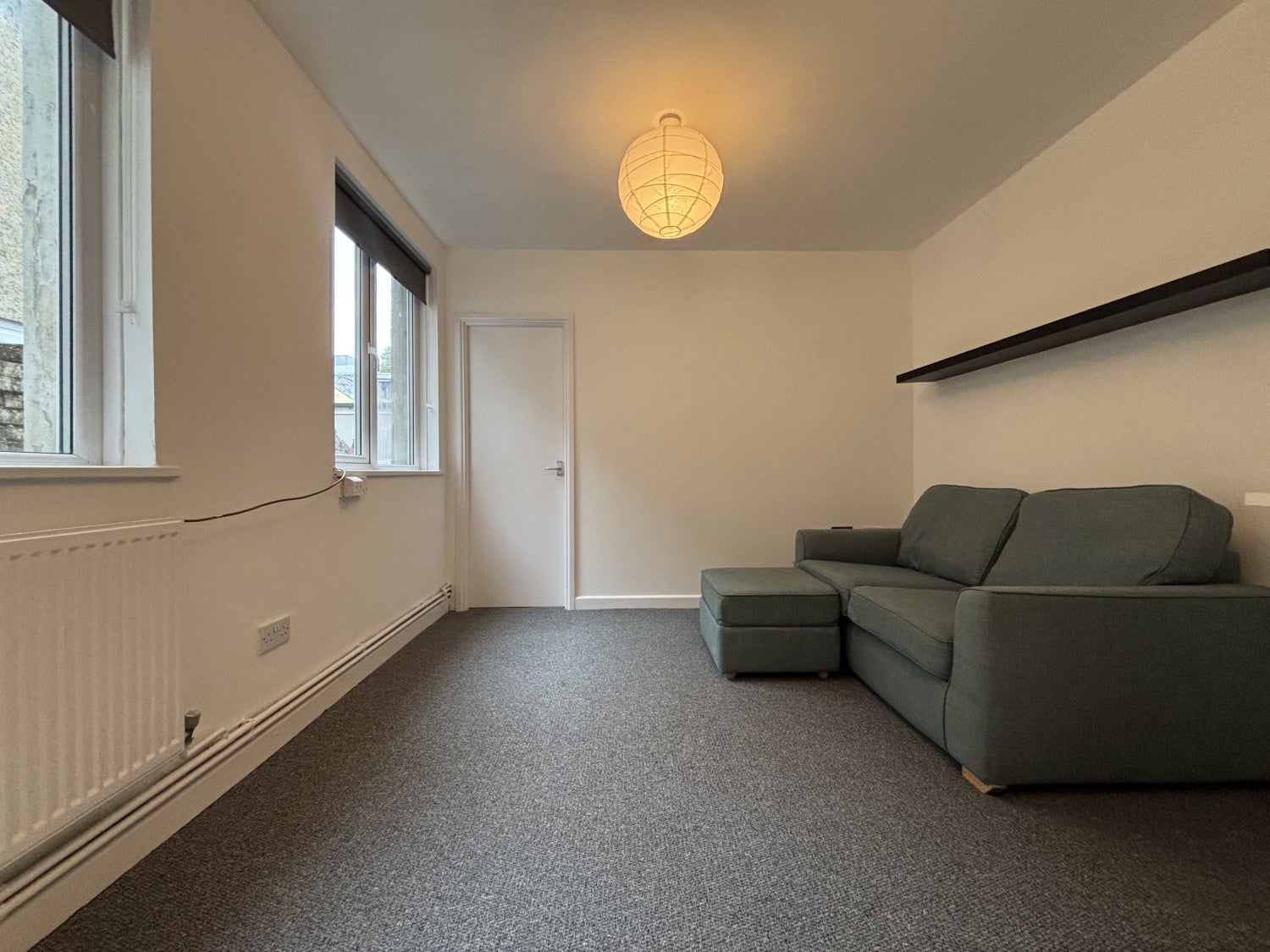 Flat Llanbleddian Gardens in Cardiff