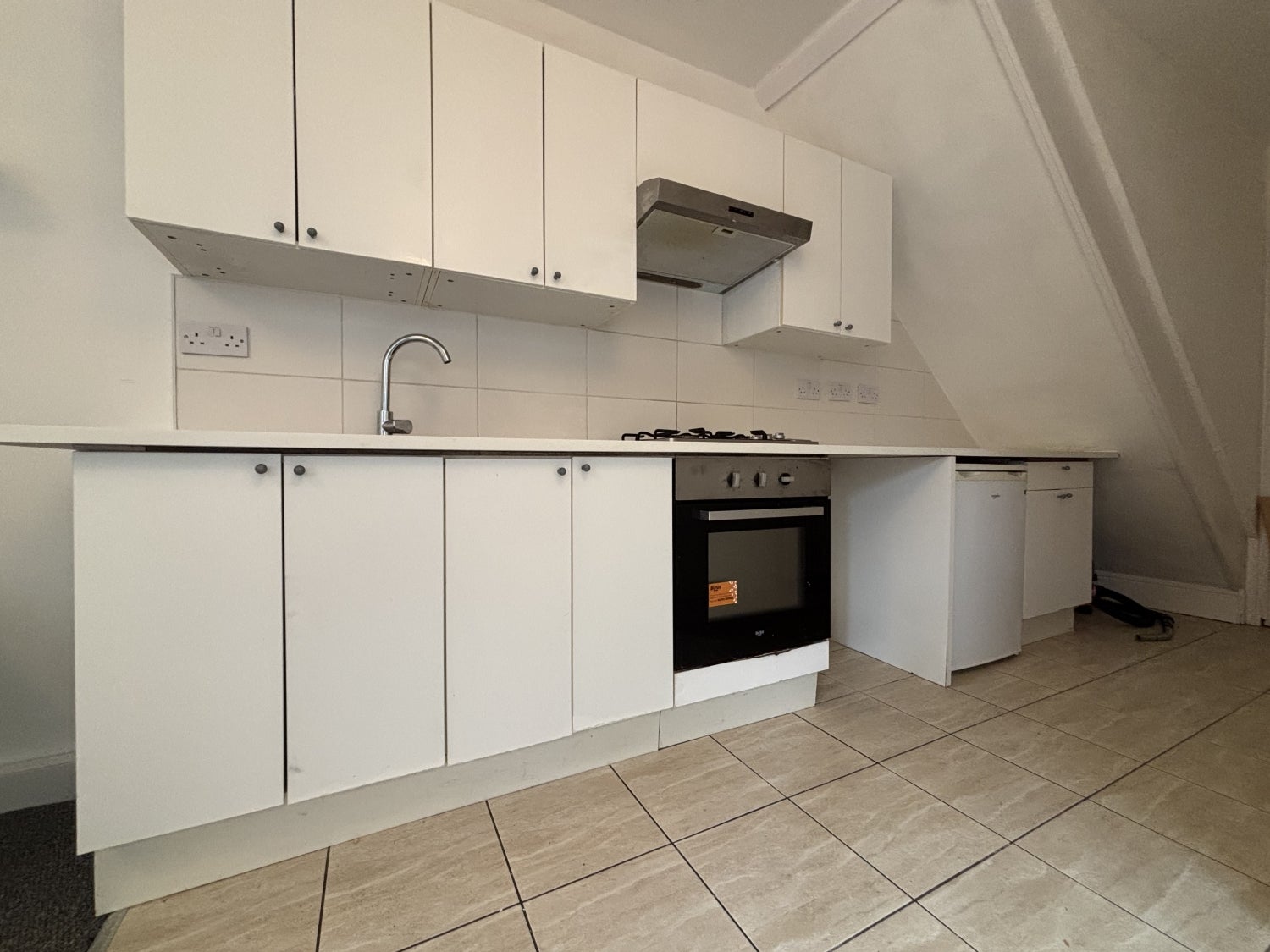 Flat Llanbleddian Gardens in Cardiff