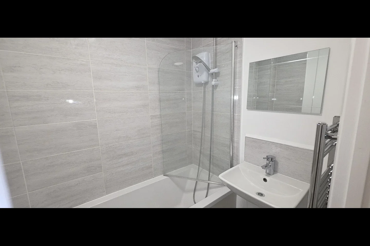 Flat Connaught Road in Gillingham