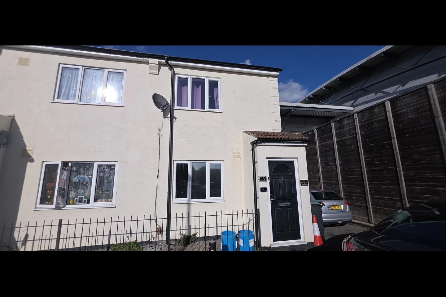 Flat Connaught Road in Gillingham