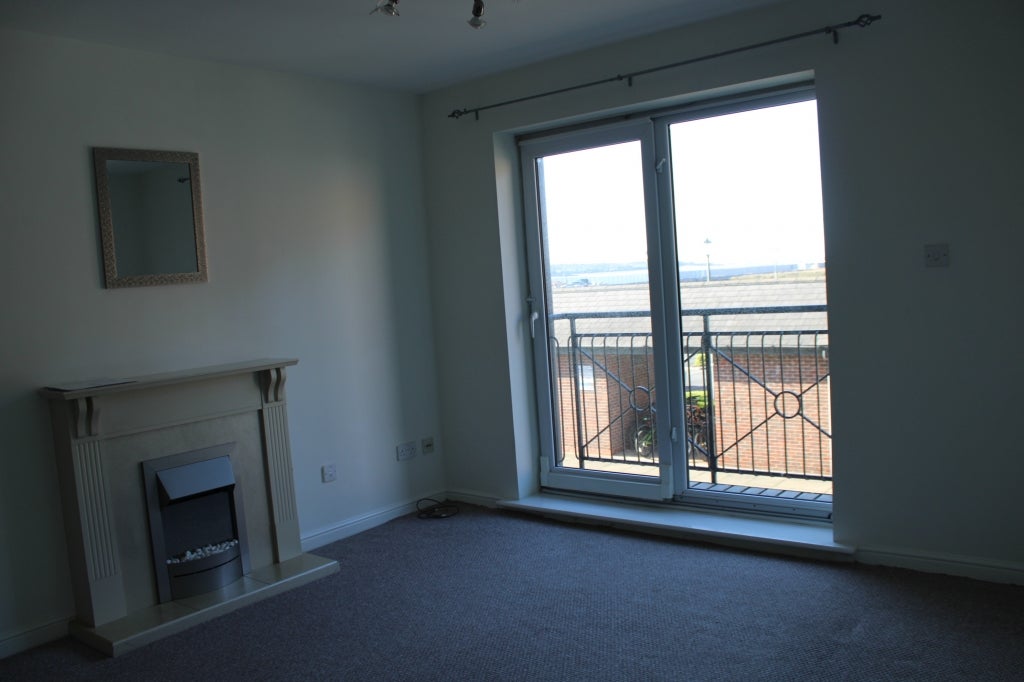 Flat Waterloo Road in Liverpool