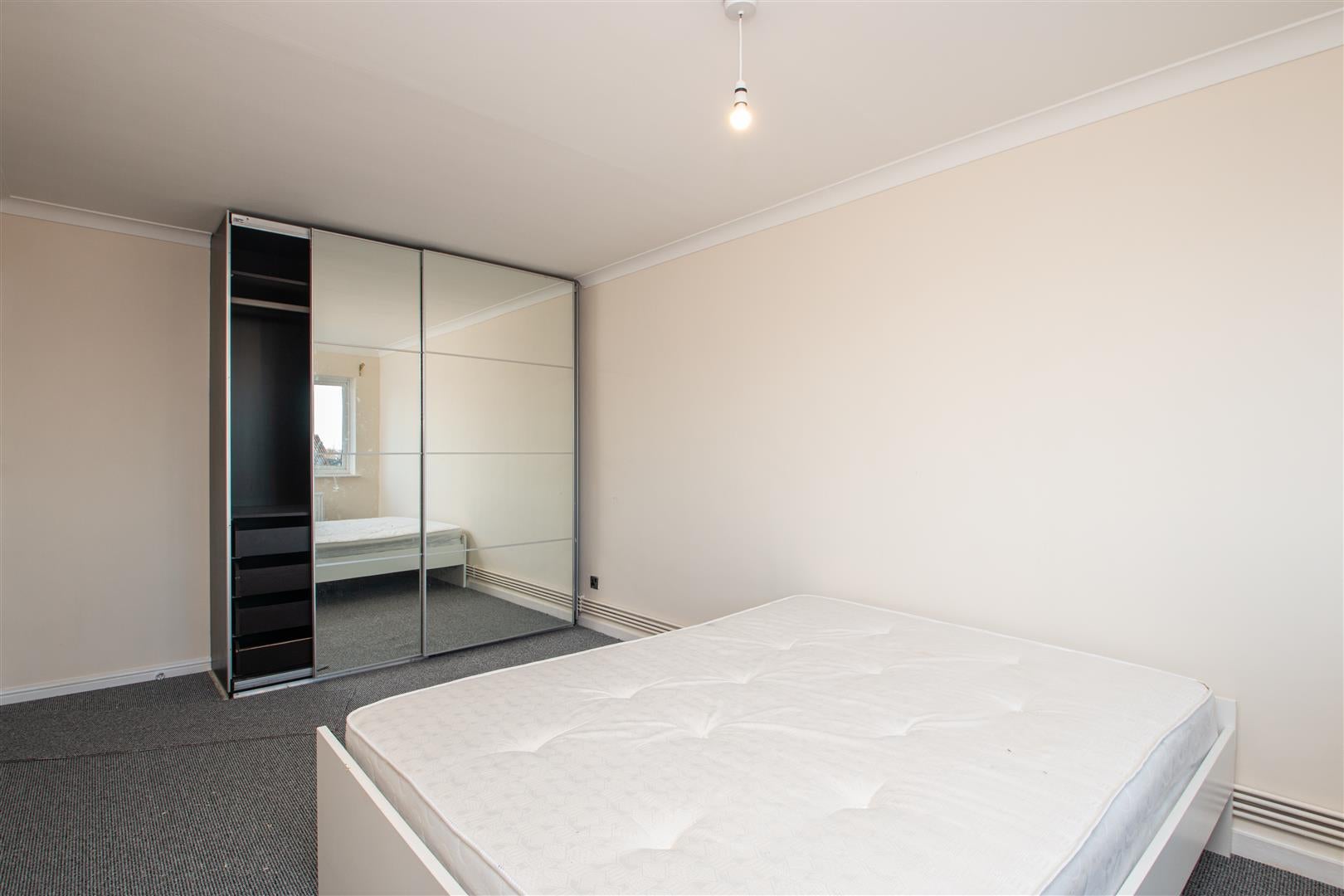 Flat Ormonde in Milton Keynes