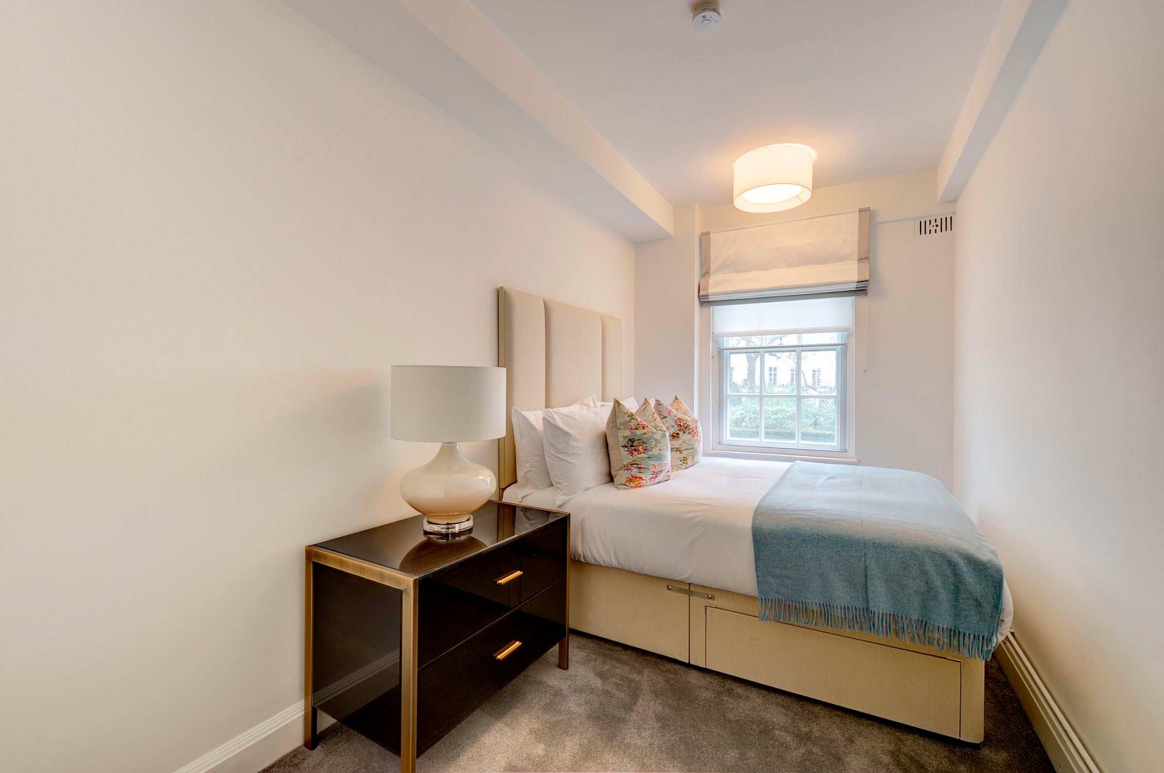 Flat Fulham Road in Greater London