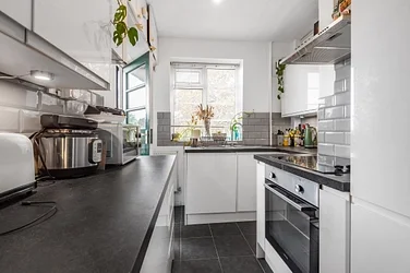 House Limes Gardens in Greater London