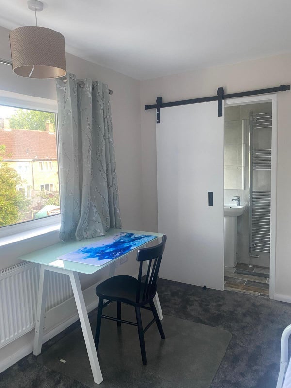 Room Grasby Walk in Nottingham