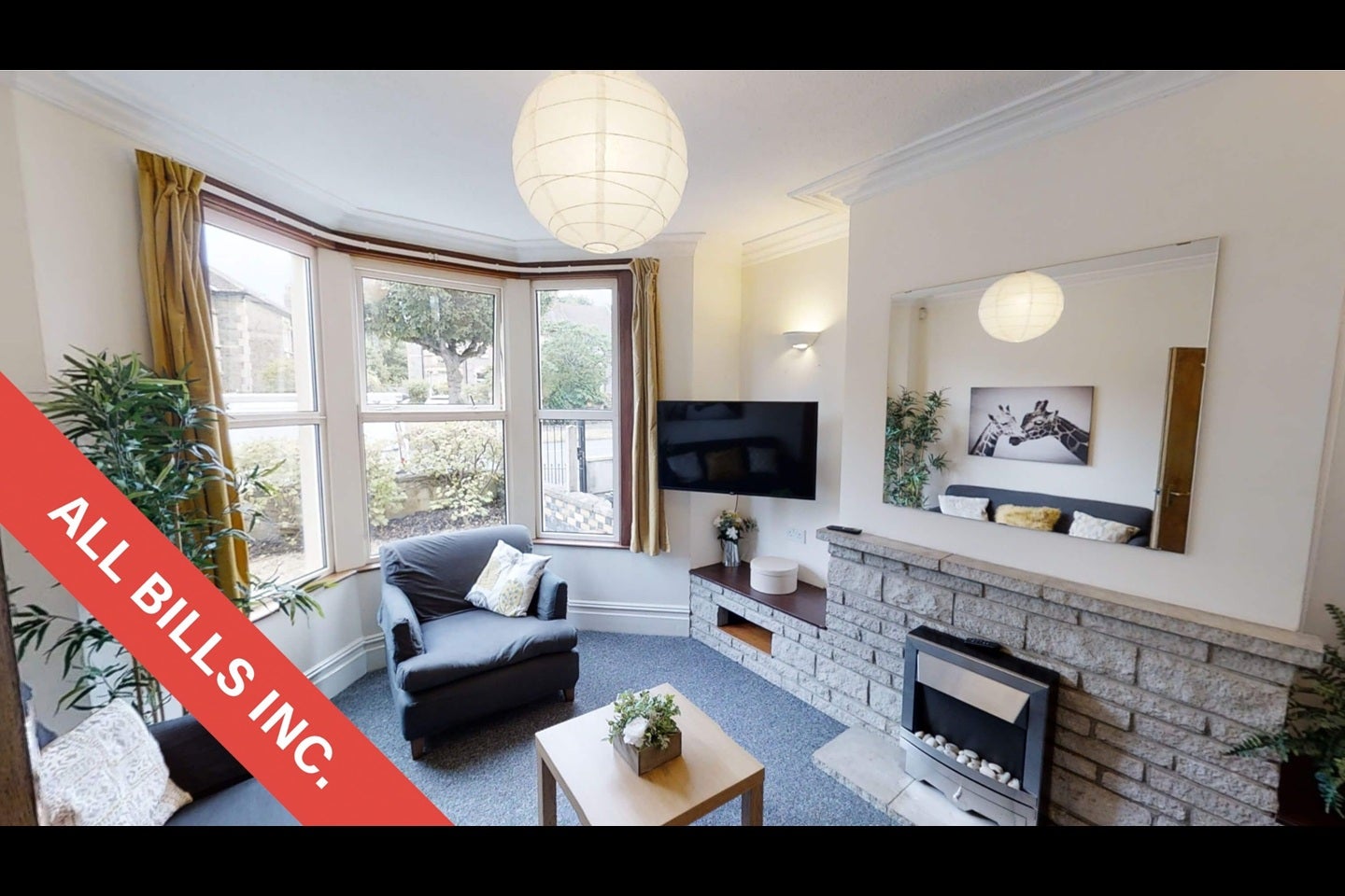 Room Downend Road in Bristol