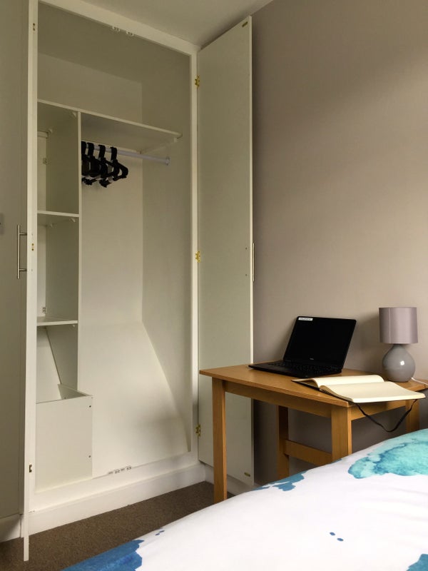 Room Mortimer Road in Bristol