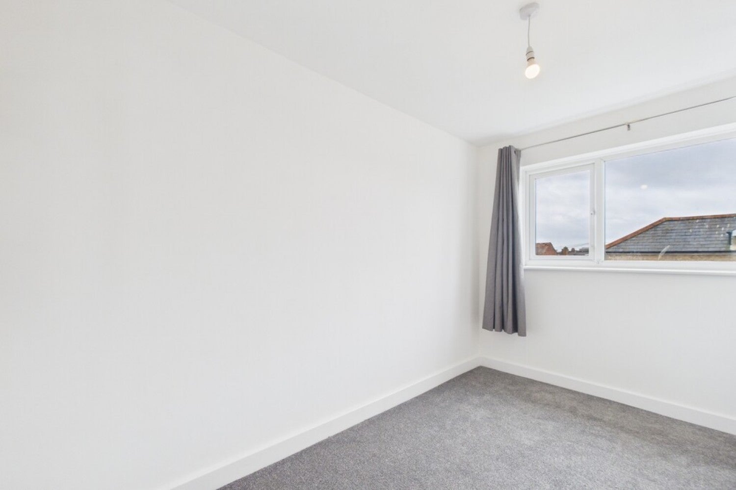 Flat Canterbury Road in Folkestone and Hythe District
