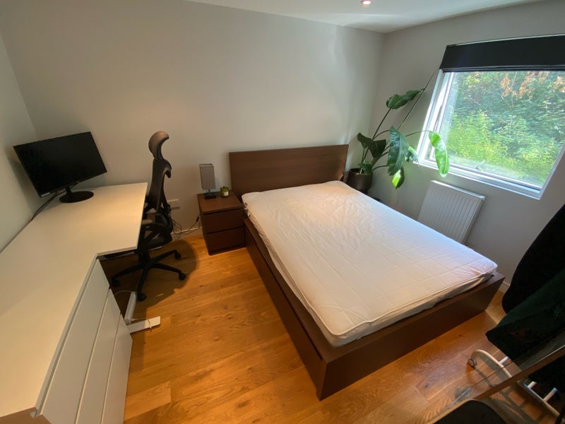 Room Restell Close in Greater London