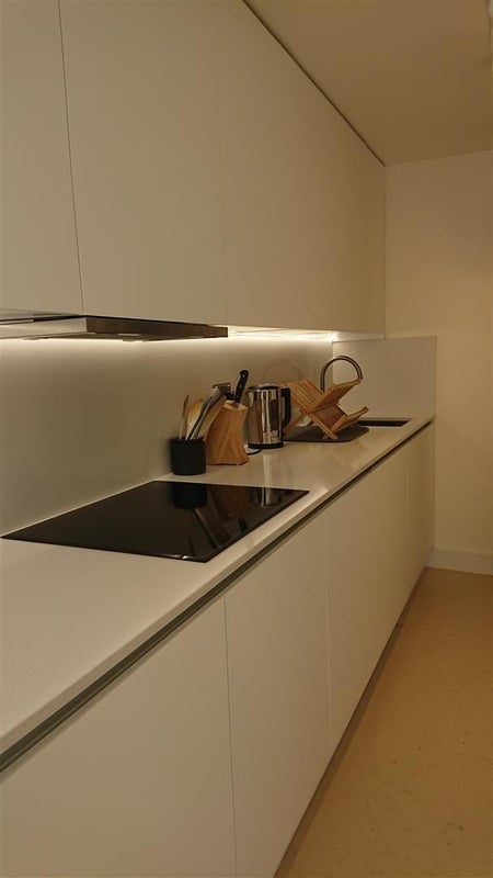 Room Burlington Close in City of Westminster