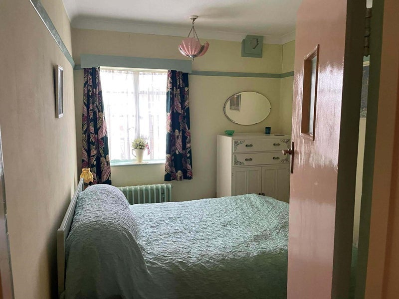 Room The Shrubbery in Greater London