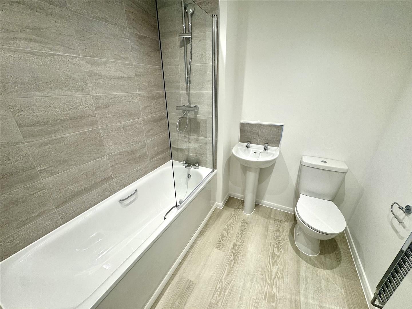 Flat Bennetts Road in Coventry