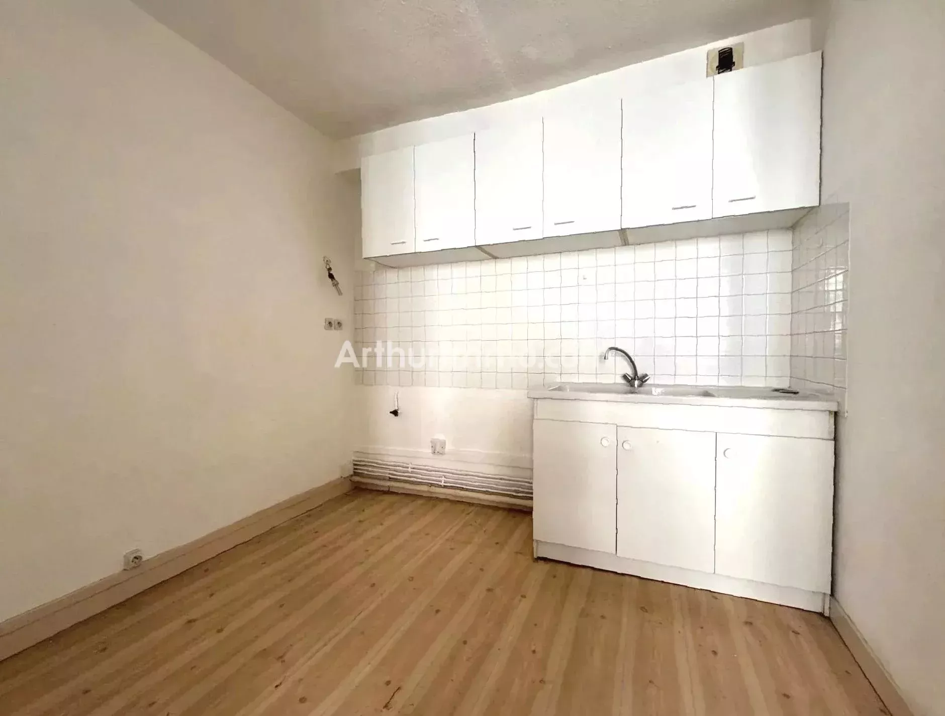 Appartement Place de l'Hôtel de Ville à Lons-le-Saunier