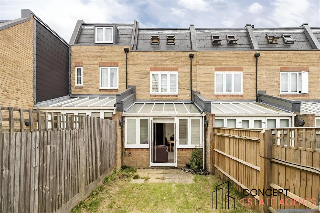 House Hepdon Mews in Greater London