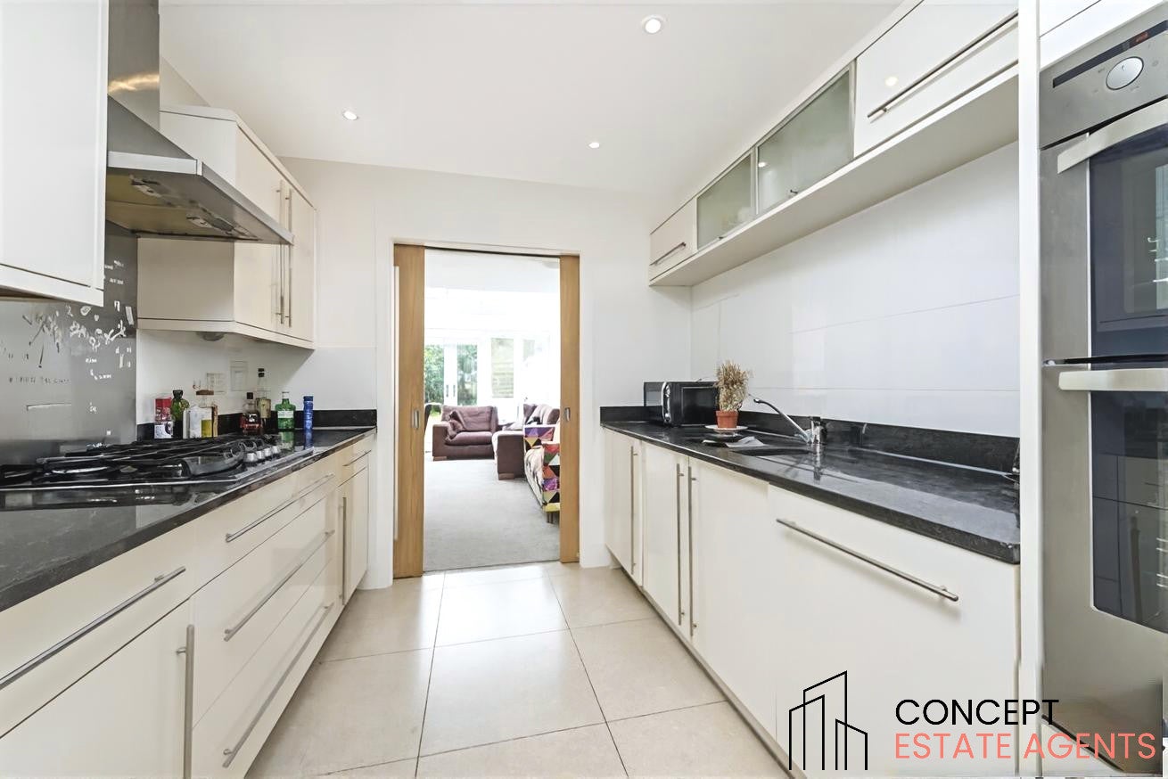House Hepdon Mews in Greater London