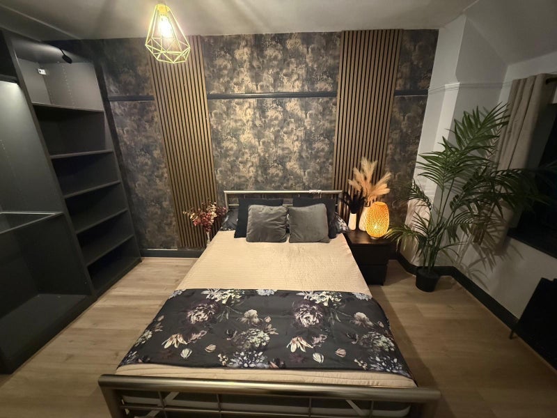 Room Vivian Gardens in Greater London