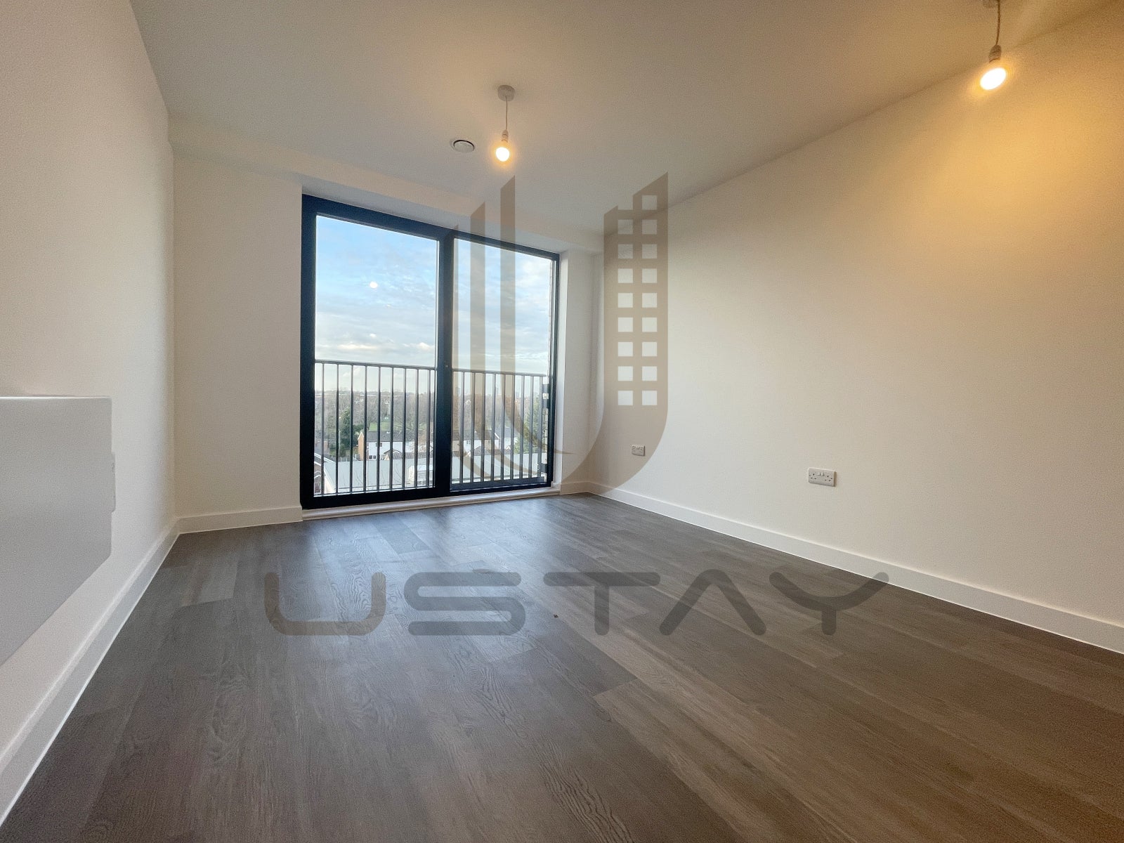 Flat Ordsall Lane in Salford