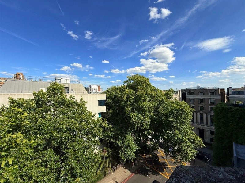 Flat Cromwell Road in Greater London