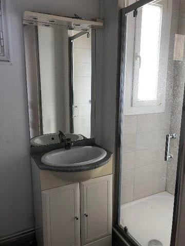Flat Rue Briffaut in Marseille