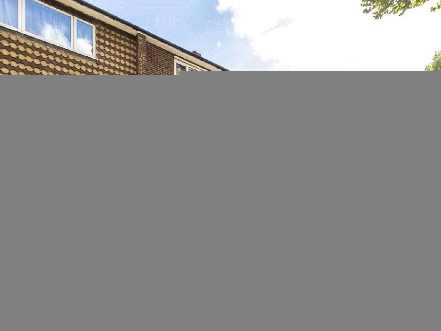 Flat Boston Road in Greater London