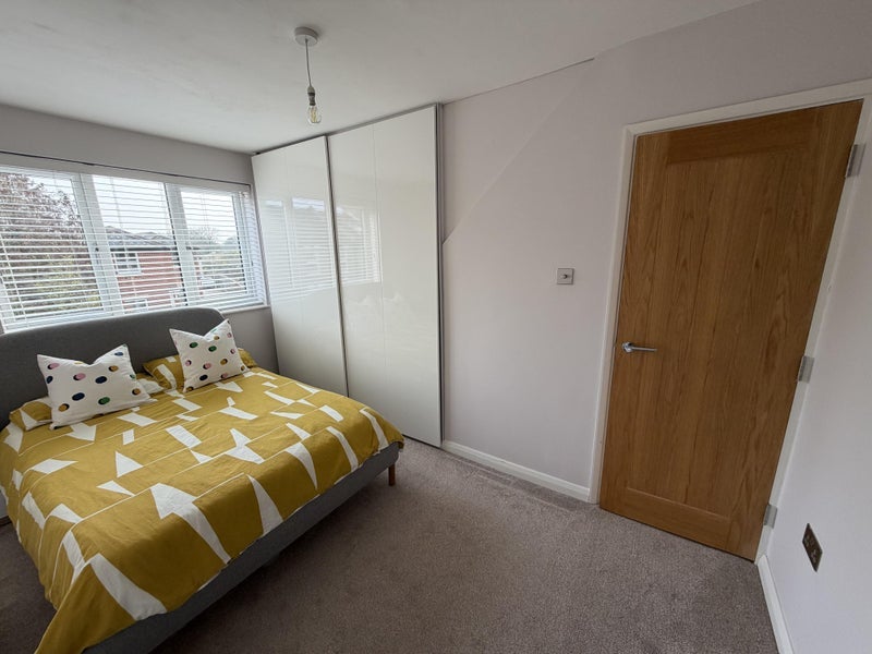 Room Allnutts Road in Epping Forest