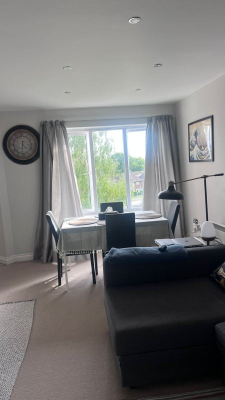 Room Mardling Avenue in Nottingham