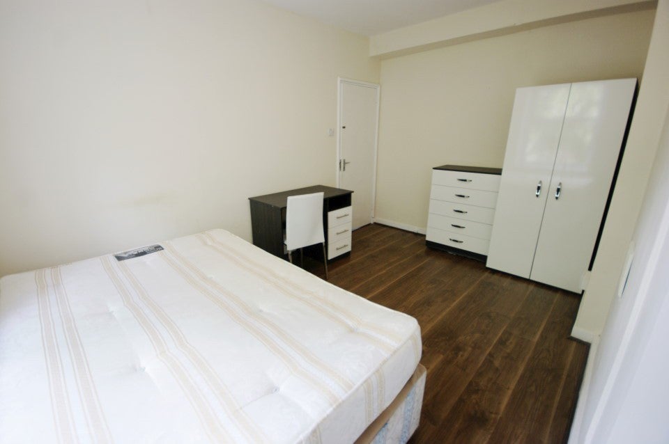 Flat Camden Park Road in London
