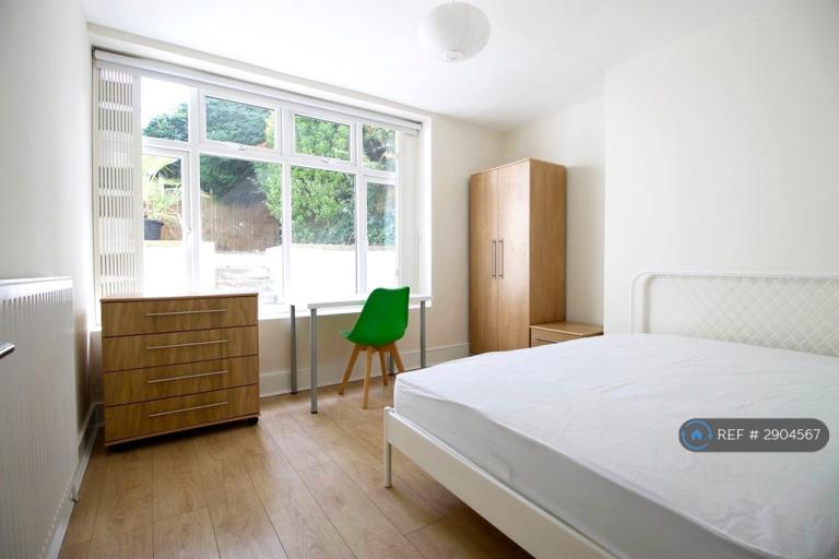 Flat Camden Road in Greater London