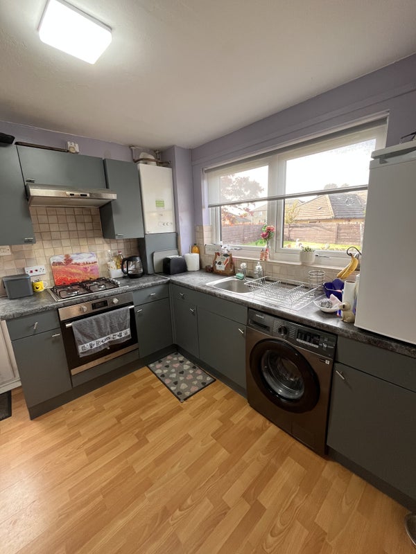 Room Hardhill Road in Bathgate