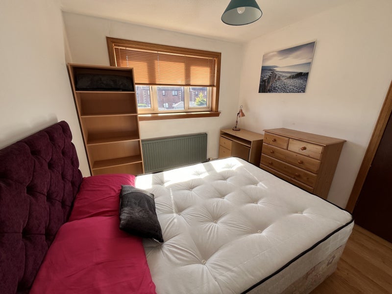 Room Hardhill Road in Bathgate