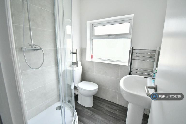 Room Cartmel Road in Lancaster